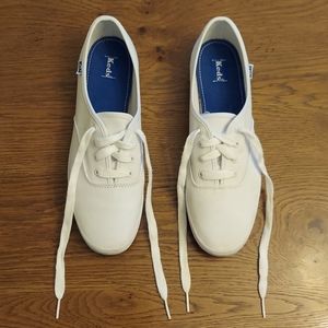 Women’s Keds Champion Canvas Sneakers Size 8